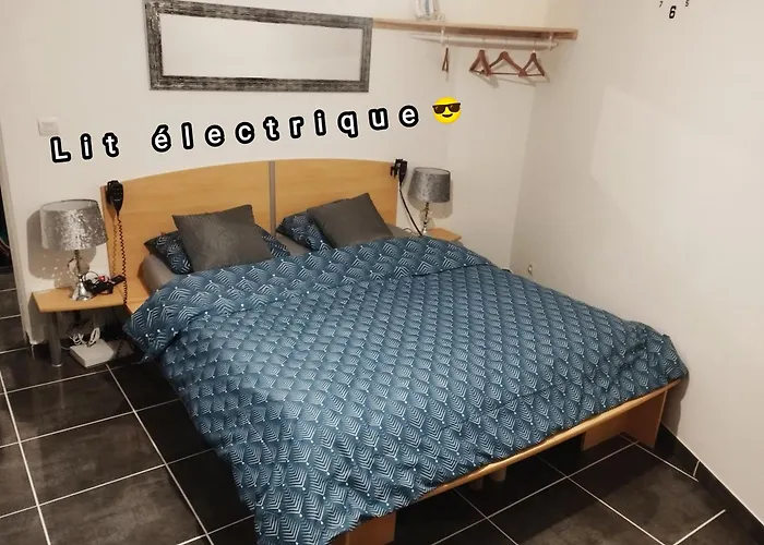 Appartement Avec Cour Plein Centre