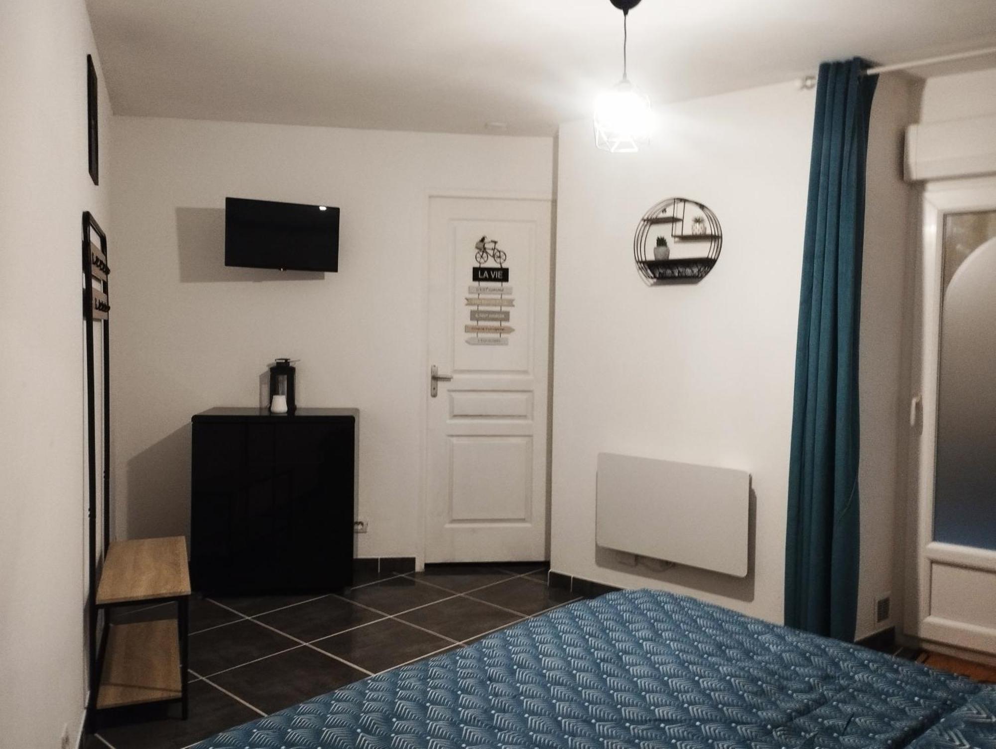 Apartment Avec Cour Plein Centre Foix
